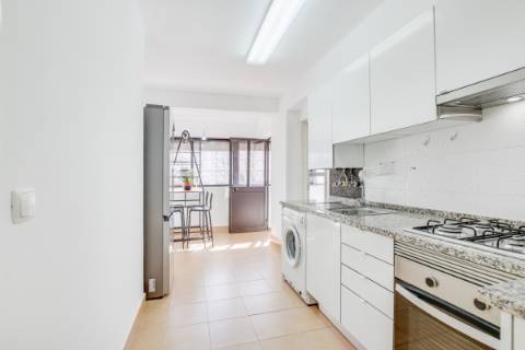 Apartamento T3 com Vista Ampla sobre Lisboa | Bairro dos Loios - Marvila