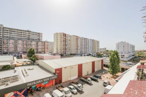 Apartamento T3 com Vista Ampla sobre Lisboa | Bairro dos Loios - Marvila