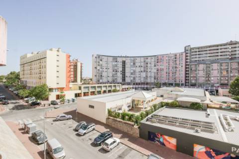 Apartamento T3 com Vista Ampla sobre Lisboa | Bairro dos Loios - Marvila