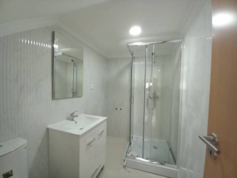 MORADIA | REMODELADA | CASCAIS | T3+3