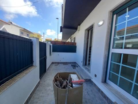 MORADIA | REMODELADA | CASCAIS | T3+3