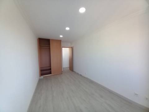 MORADIA | REMODELADA | CASCAIS | T3+3