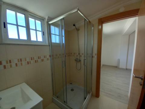 MORADIA | REMODELADA | CASCAIS | T3+3