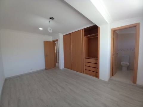 MORADIA | REMODELADA | CASCAIS | T3+3