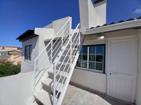 MORADIA | REMODELADA | CASCAIS | T3+3