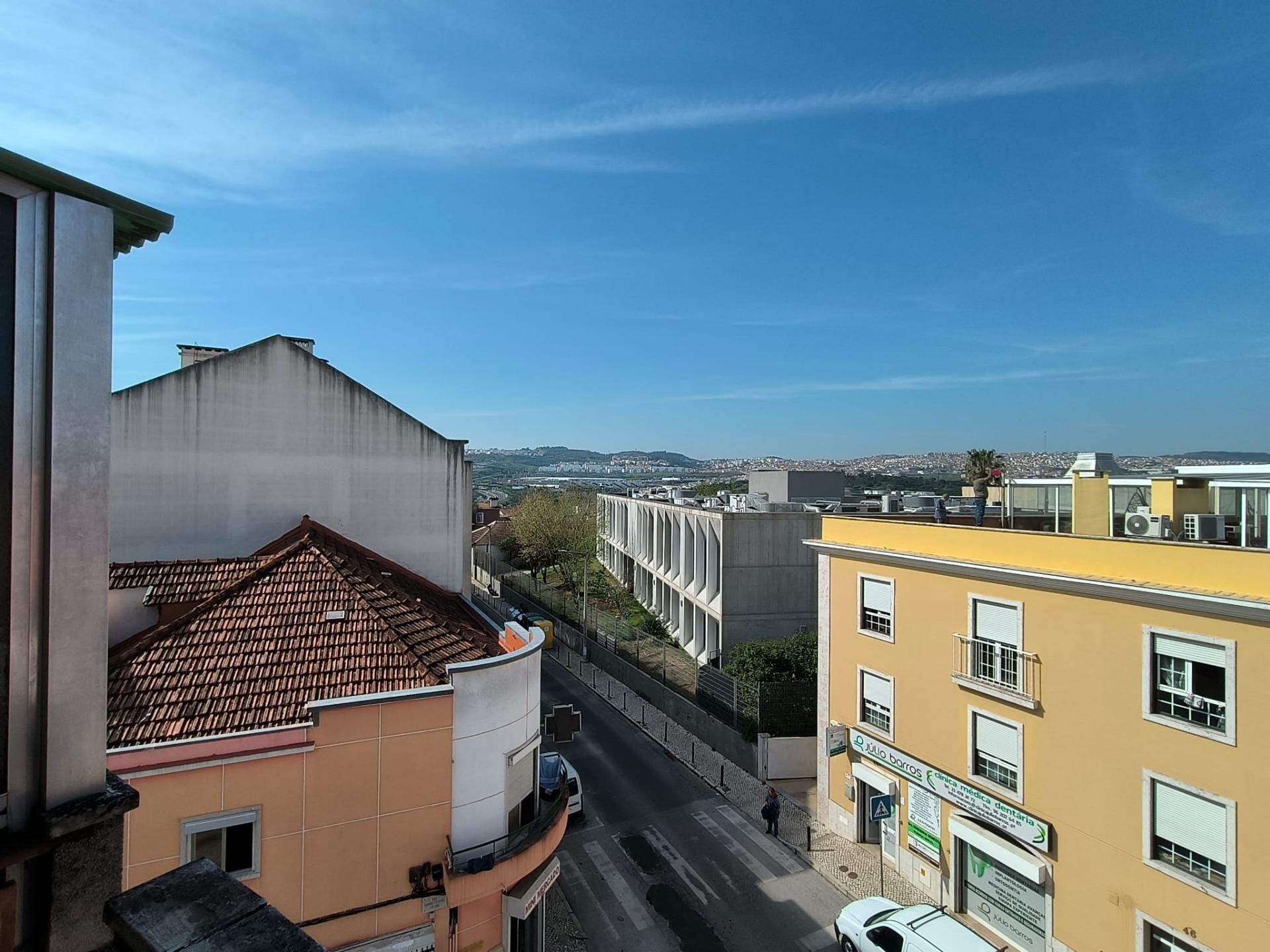 T1 Mobilado | Equipado | Vista Aberta | A 7 min do Metro da Pontinha