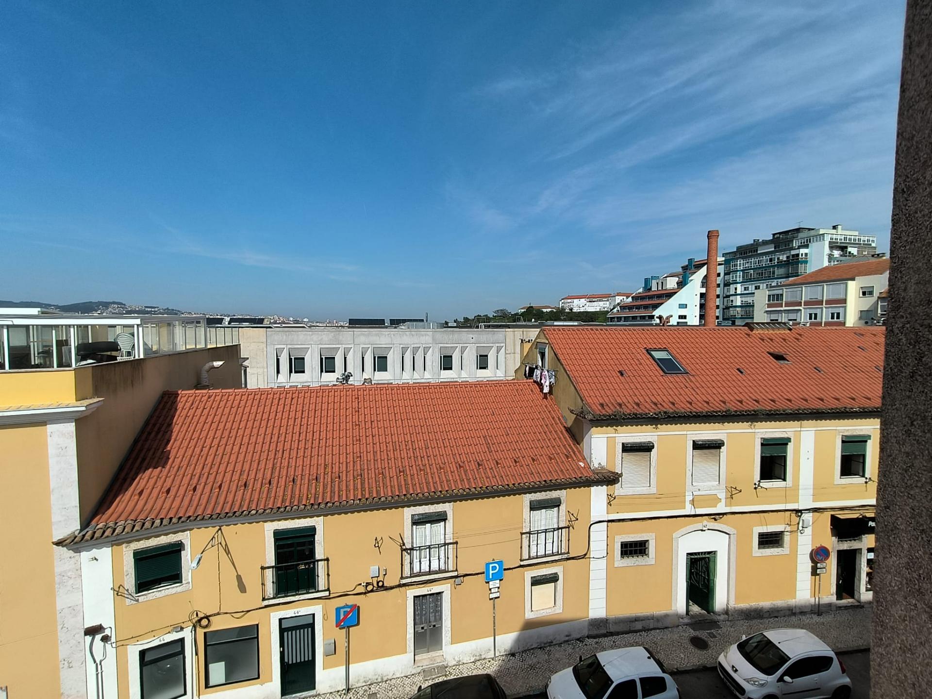 T1 Mobilado | Equipado | Vista Aberta | A 7 min do Metro da Pontinha