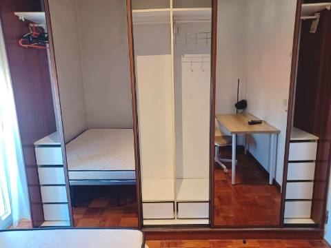 T1 Mobilado | Equipado | Vista Aberta | A 7 min do Metro da Pontinha