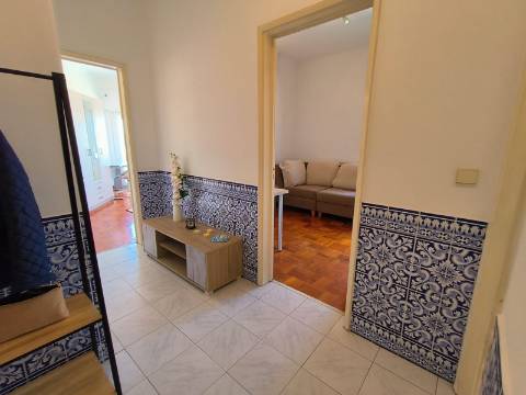 T1 Mobilado | Equipado | Vista Aberta | A 7 min do Metro da Pontinha