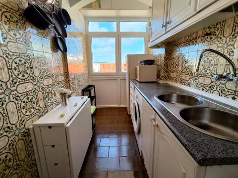 T1 Mobilado | Equipado | Vista Aberta | A 7 min do Metro da Pontinha