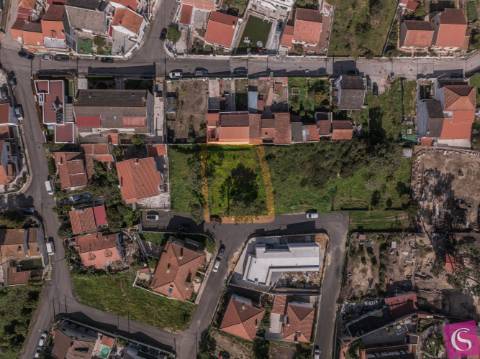 TERRENO PARA CONSTRUÇÃO