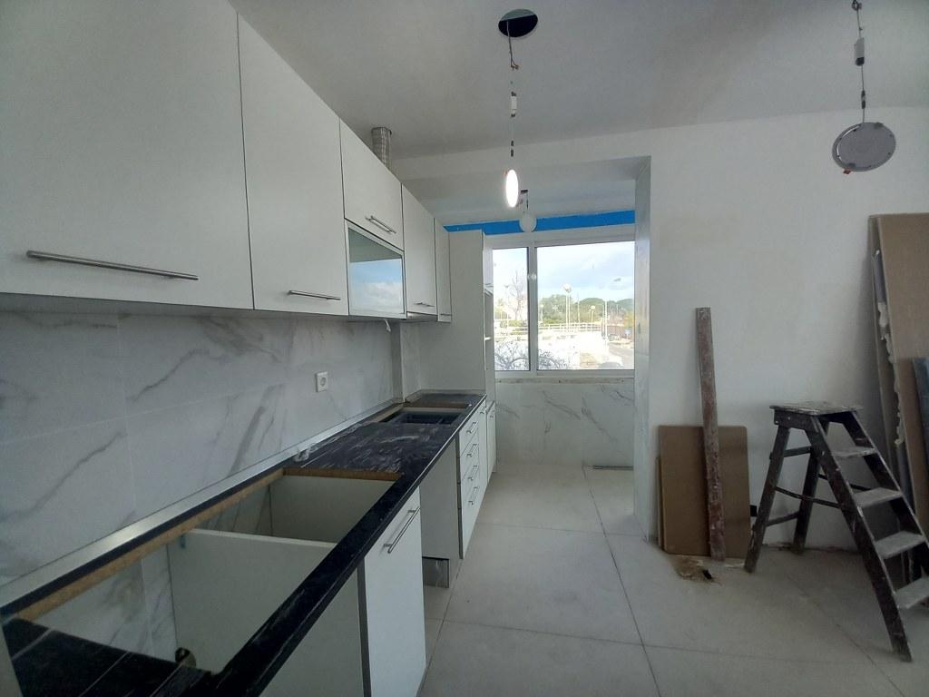 APARTAMENTO | TOTALMENTE REMODELADO | PONTINHA | T3 | 2 MINUTOS A PÉ DO METRO