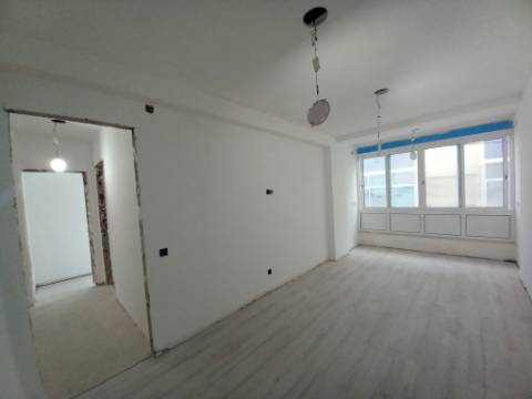 APARTAMENTO | TOTALMENTE REMODELADO | PONTINHA | T3 | 2 MINUTOS A PÉ DO METRO