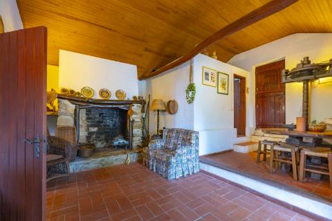 Moradia com 3 Quartos | Refúgio com Vista Deslumbrante para a Serra de Montejunto