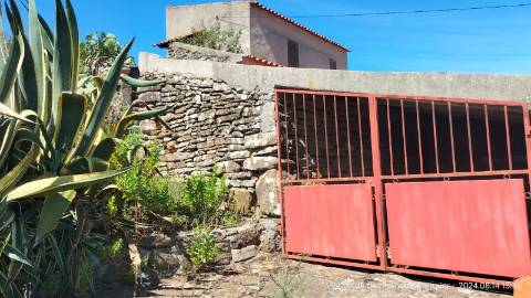 Moradia com 3 Quartos | Refúgio com Vista Deslumbrante para a Serra de Montejunto
