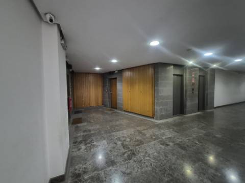 T2 COM PISCINA no Edifício Varandas da Lezíria | Centro de Vila Franca de Xira