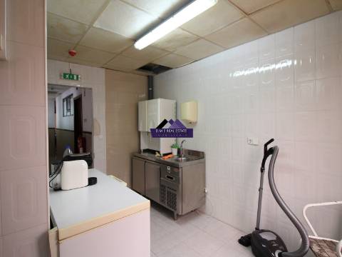 Padaria no Centro da Vila