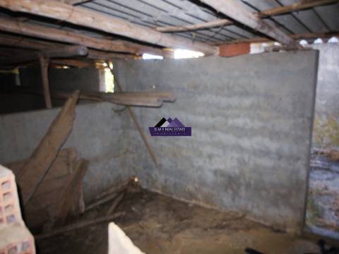 Terreno c/ Arrecadação