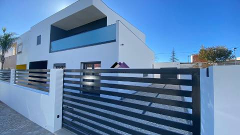 Fantástica Moradia T3 a estrear!