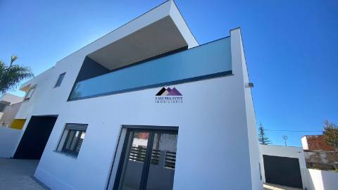 Fantástica Moradia T3 a estrear!