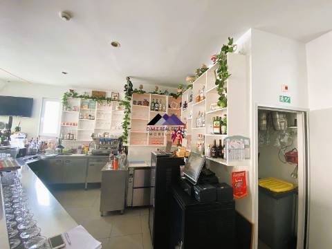 Restaurante Equipado e Mobilado