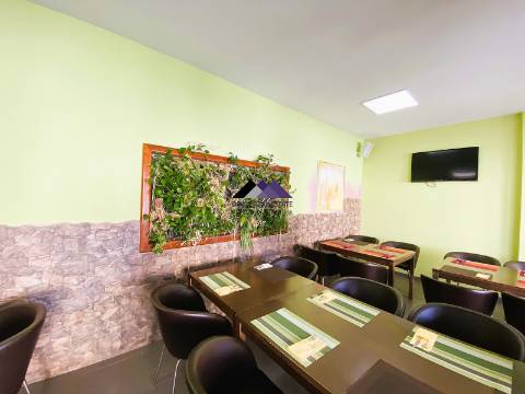 Restaurante Equipado e Mobilado