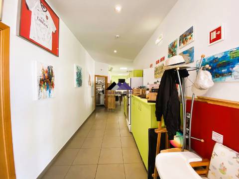 Restaurante Equipado e Mobilado