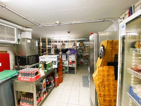 Restaurante Equipado e Mobilado