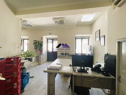 Espaço Comercial no Centro de VRSA