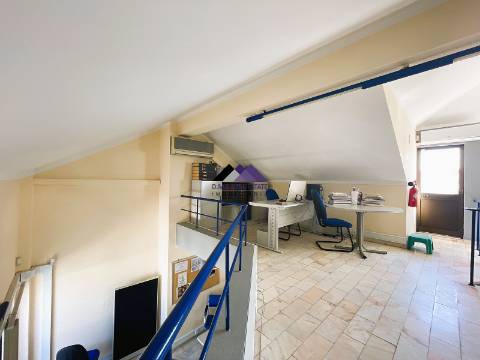 Espaço Comercial no Centro de VRSA