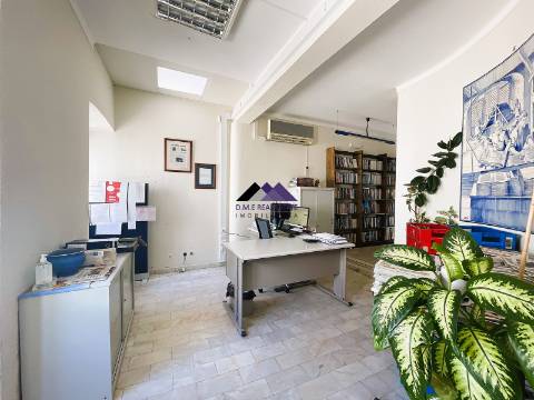 Espaço Comercial no Centro de VRSA