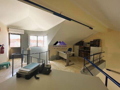 Espaço Comercial no Centro de VRSA