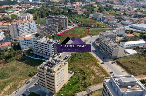 Terreno para Construção com PIP Aprovado - Porto