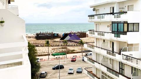 Apartamento T3 c/ Garagem Box