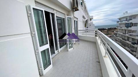 Apartamento T3 c/ Garagem Box