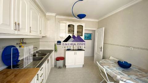 Apartamento T3 c/ Garagem Box