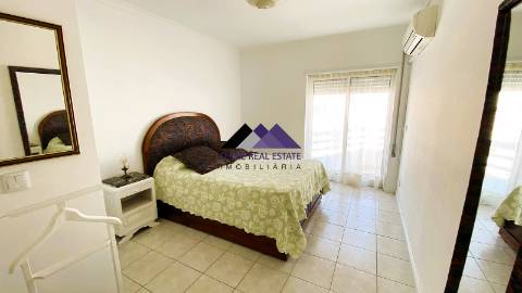 Apartamento T3 c/ Garagem Box