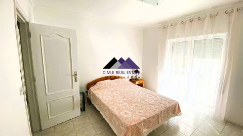 Apartamento T3 c/ Garagem Box