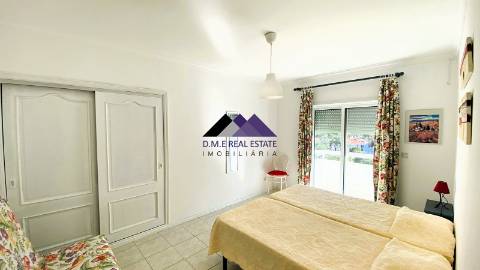 Apartamento T3 c/ Garagem Box