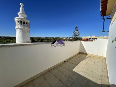 Moradia T3 c/ Piscina e Garagem