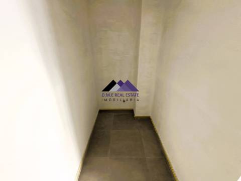 Moradia T5+1 em Construção