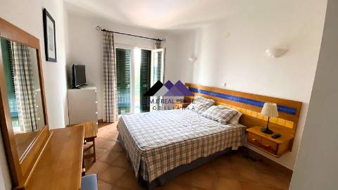 Apartamento T2 em Condomínio Privado