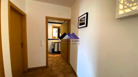 Apartamento T2 em Condomínio Privado