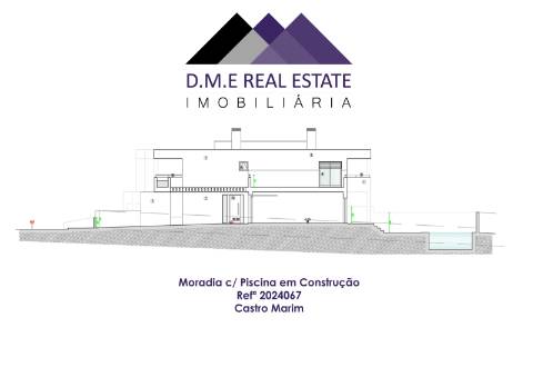 Moradia de Luxo em Construção