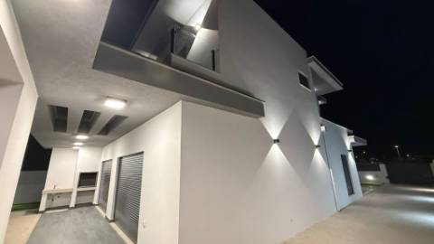 Moradia de Luxo a Estrear!