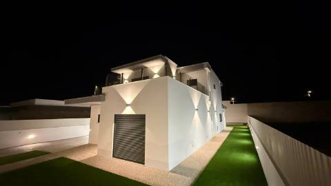 Moradia de Luxo a Estrear!