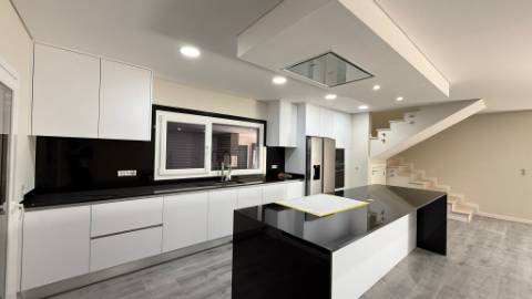 Moradia de Luxo a Estrear!