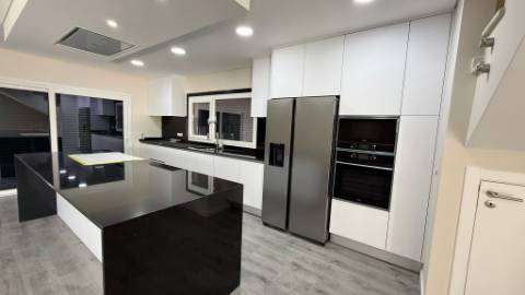 Moradia de Luxo a Estrear!