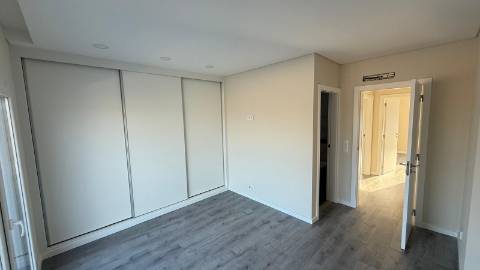 Moradia de Luxo a Estrear!