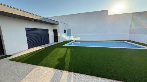 Moradia de Luxo a Estrear!